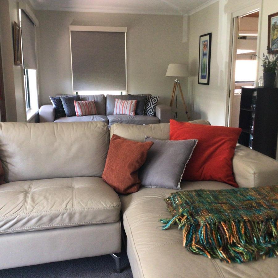 City Townhouse Walking Distance To City Launceston Extérieur photo