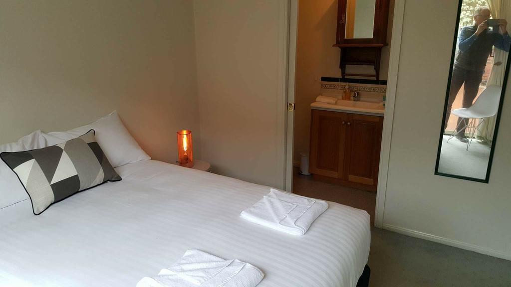 City Townhouse Walking Distance To City Launceston Extérieur photo